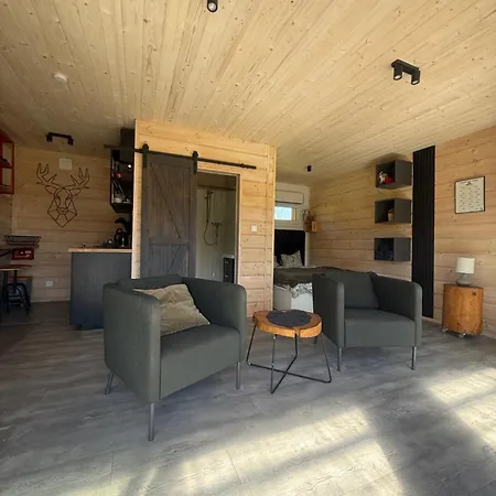 Male Formy - Drewniany W Gorach Z Balia